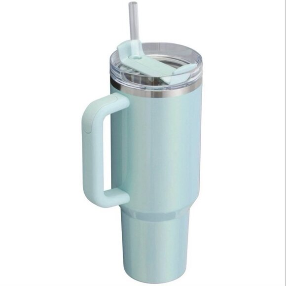 Stanley 1913 NEW FlowState Quencher Tumbler 40 oz in Blueberry Milk - Picture 2 of 4